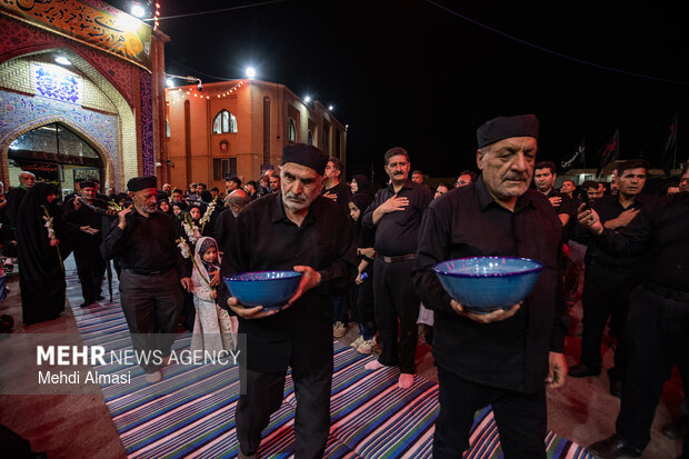 شام غریبان در حسینیه اعظم زنجان
