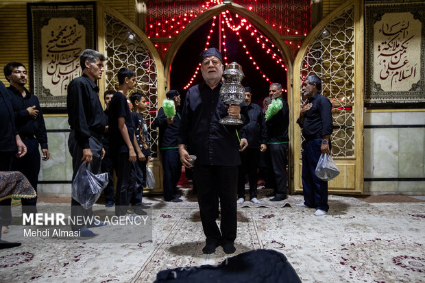 شام غریبان در حسینیه اعظم زنجان