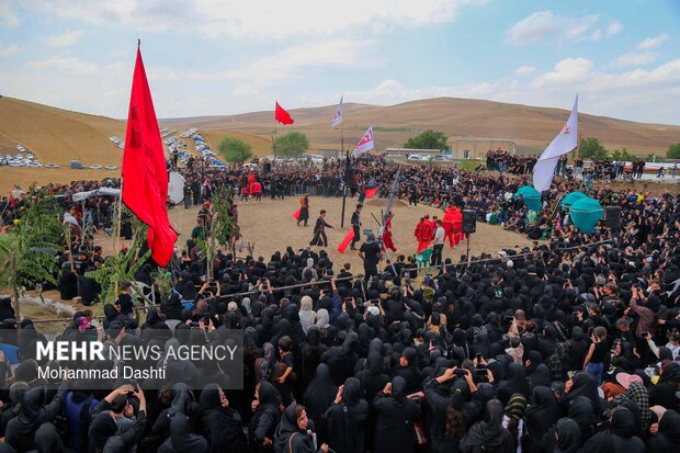 آئین سنتی شبیه‌خوانی در روستای «تپه‌باشی» شهرستان گرمی