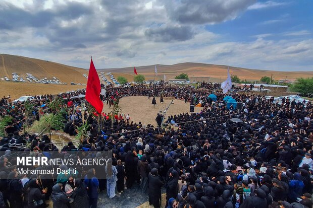 آئین سنتی شبیه‌خوانی در روستای «تپه‌باشی» شهرستان گرمی