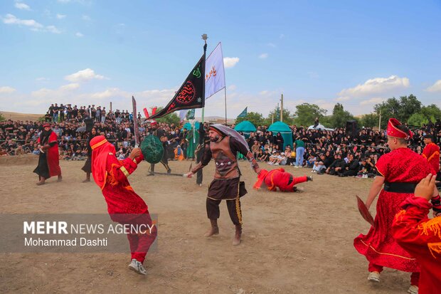 آئین سنتی شبیه‌خوانی در روستای «تپه‌باشی» شهرستان گرمی