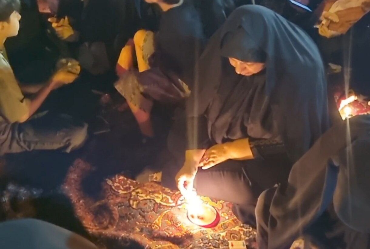 غريبان،قروه