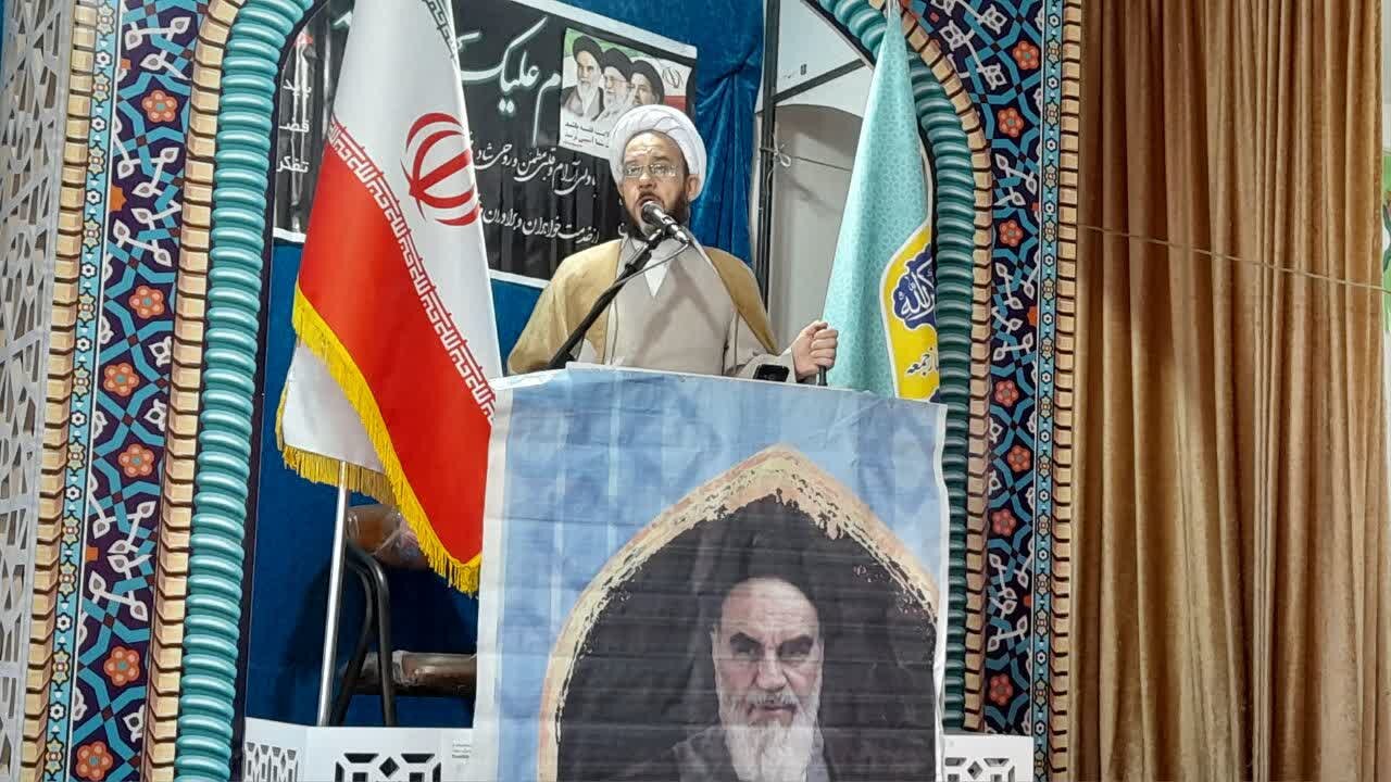 رهبر،انقلاب،دستجردي،فرامين،خليل،پاسخگو،قرمز،چارچوب،معظم