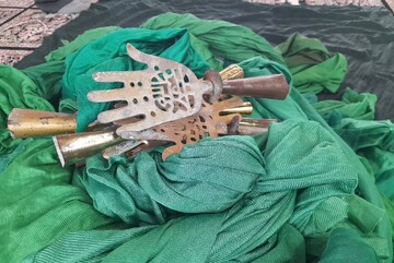روایتی از «عَلَم‌ واچینی» در روستای هادی‌ کیاشهر