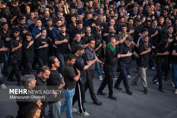 آیین نخل گردانی یازدهم محرم در شاهرود