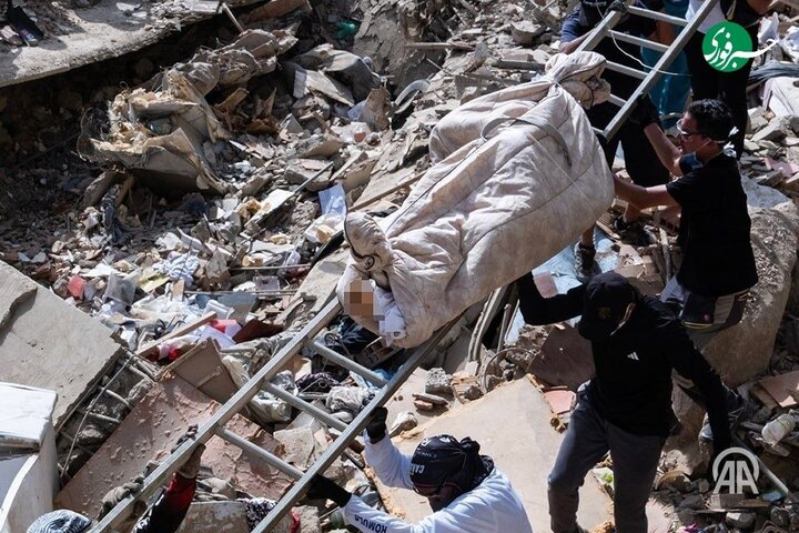 Death toll from Venezuela quake exceeds 900