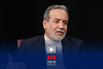 عراقچی: دخالت در مدیریت ایران بر تنگه هرمز تنش‌ها را تشدید می‌کند