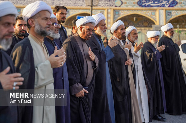 پیاده روی علمای شیراز در ۱۳ محرم