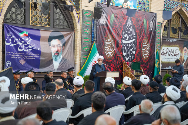 پیاده روی علمای شیراز در ۱۳ محرم