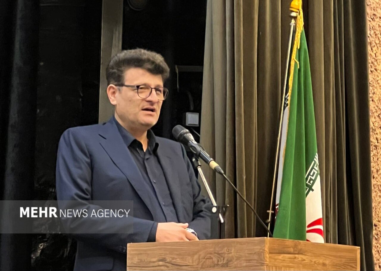 مكتب،سپاه،فومن،ابزار،فرمانده،نظام،مجلس،معصومي،ناحيه،معظم،شهي ...