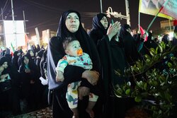 اقبالیه در شب ۱۲۴؛ همدلی مردم در قاب یک اجتماع ماندگار