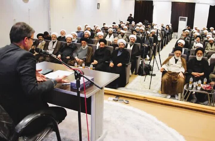 تجلیل از علمای مجاهد اصفهان در جنگ رمضان به همت دفتر آیت‌الله سیستانی