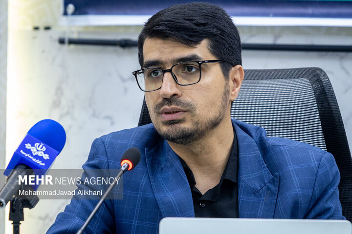 نیکونهاد: مطالعه درباره تجربه حزب جمهوری اسلامی مغفول مانده است