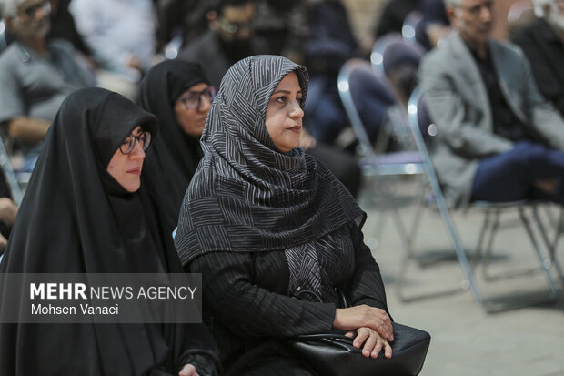 تشییع پیکر زنده‌یاد «سیمین‌دخت وحیدی»
