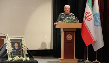 طلایی‌نیک: شهید نصیرزاده الگویی ماندگار برای مدیران دفاعی است