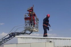 مهار حریق انبار یک بیمارستان در سمنان؛ حادثه بدون مصدوم بود