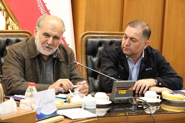 درخشش پتروشیمی شازند با دریافت لوح ۵ ستاره تعالی سازمانی
