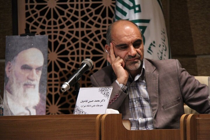 ظرفیت‌های تمدنی تشییع امام انقلاب؛ خط سرخ حسینی ادامه دارد