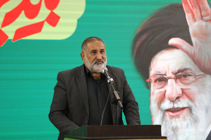 «باید برخاست» روایت شاعران از سوگ، مقاومت و امید در عصر شعر کانون
