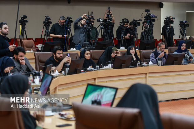 نشست خبری دبیر ستاد ملی آیین تشییع و وداع با رهبر شهید انقلاب