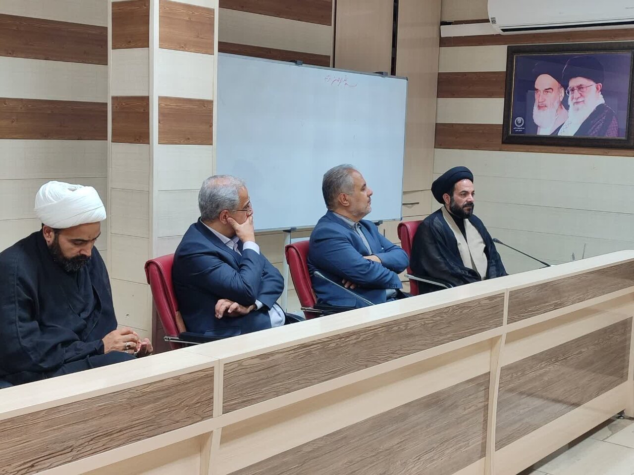 رهبر،علميه،انقلاب،فرهنگي،موكب،موسوي،شخصيت،خضري،نهبندان