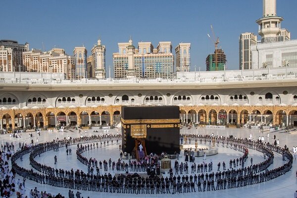 كعبه،مقدس،شستشوي،مراسم،آغاز،زمزم،تطهير،مخلوط،ليتر،روغن،داخل
