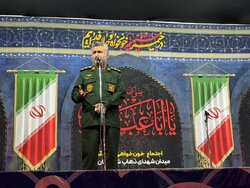 سرهنگ امینی: مبعوث شدگان میدان رسالت انبیا را به دوش کشیدند 