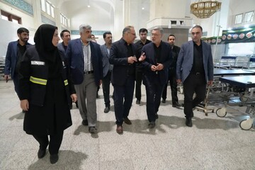 بازدید وزیر بهداشت از مصلی امام خمینی(ره)