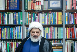 شیرازی: اربعین جلوه ماندگار نهضت عاشوراست