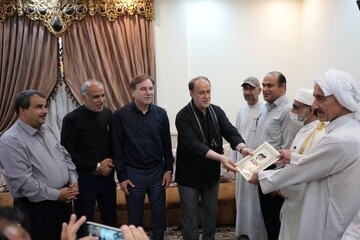 دیدار نایب رئیس مجلس با خانواده ۲ شهید در عسلویه و کنگان