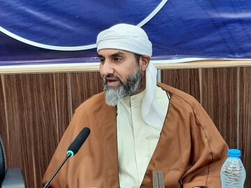 امام جمعه اهل سنت خارگ: وحدت و بصیرت رمز اقتدار جمهوری اسلامی است