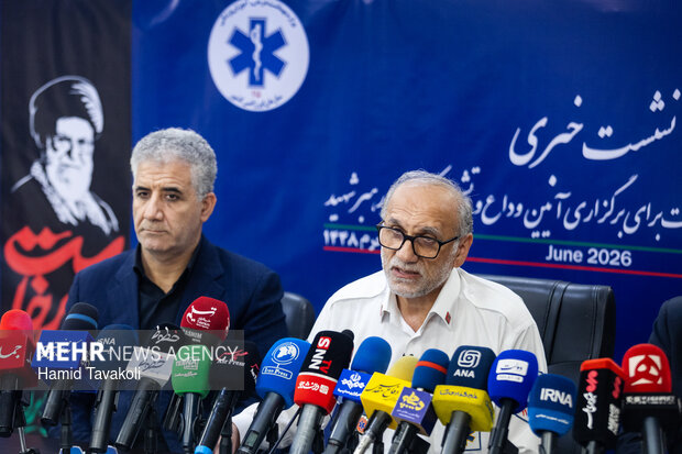 نشست خبری تشریح اقدامات نظام سلامت برای برگزاری آیین وداع و تشییع رهبر شهید