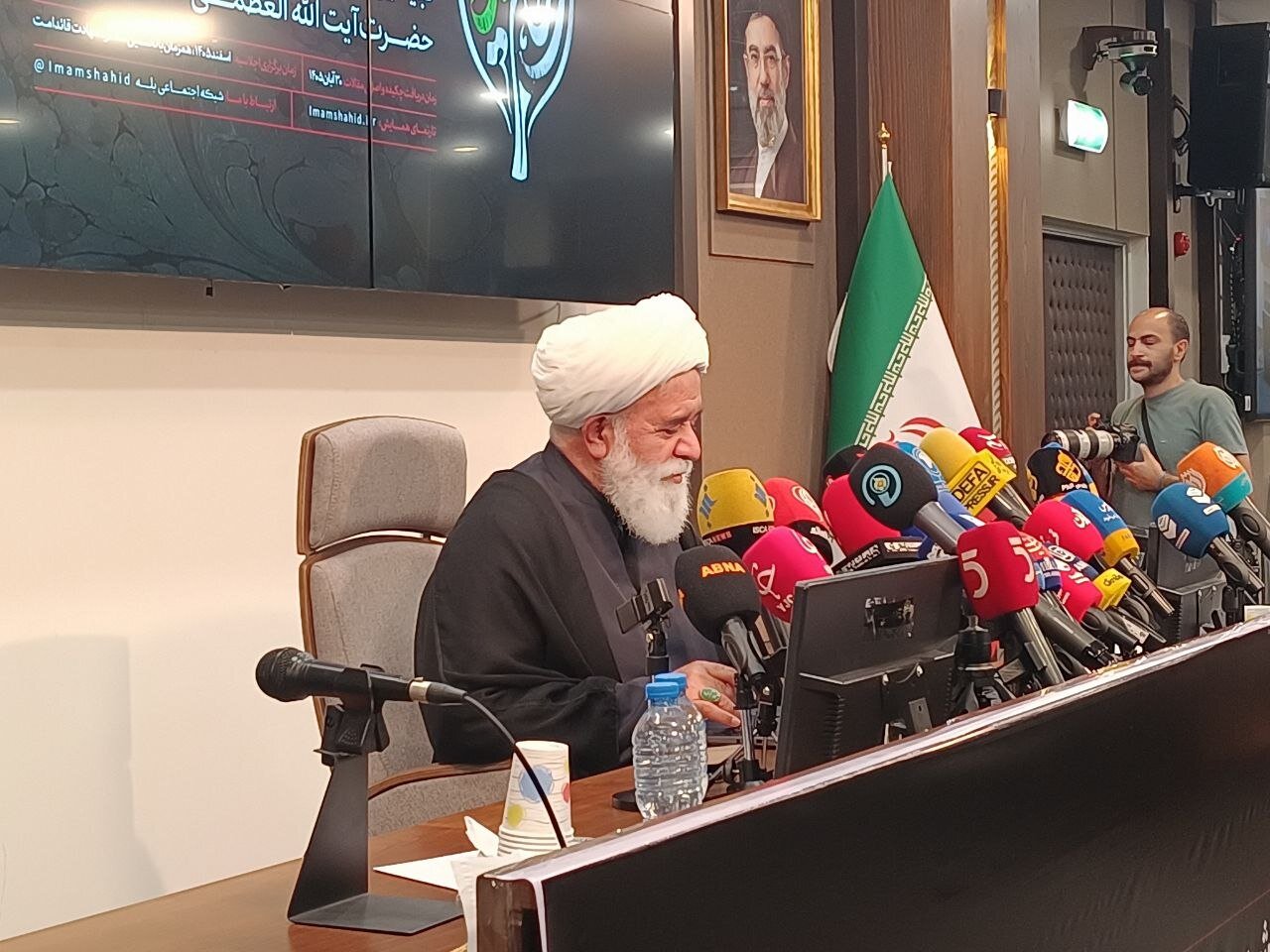 شهيد،رهبر،علمي،فرهنگ،اشاره،رشاد،دقت،ادبيات،اسلامي،انديشه،فره ...