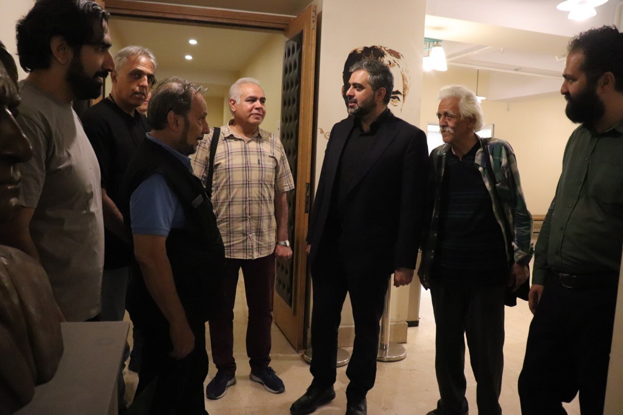تئاتر،فرهنگي،توسعه،پژمان،مؤسسه،مديرعامل،خانه،خلاق،نمايشي،هنر ...