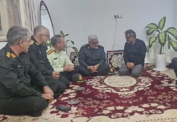 شهدا با ایثار جان خود امنیت و آرامش را برای جامعه به ارمغان آوردند
