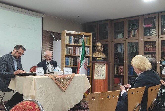 دیپلماسی فرهنگی، پیوند میراث مکتوب با سیاست خارجی ایران