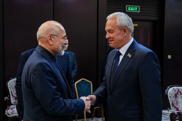 رئيس مجلس النواب البيلاروسي يلتقي  مع قاليباف