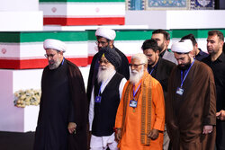 مراسم ادای احترام به پیکر رهبر شهید انقلاب - ۱