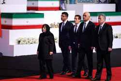 Foreign delegations pay tribute to Ayatollah Khamenei