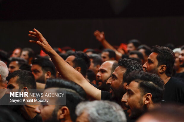 عزاداری دهه دوم محرم در حسینیه «عقیله الطالبیین» در اهواز