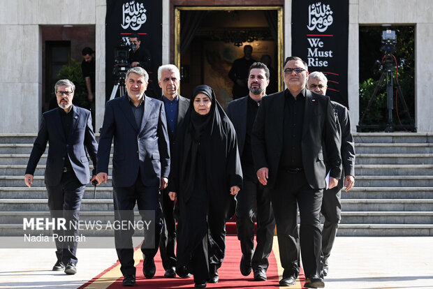 ورود میهمانان خارجی برای حضور در مراسم رهبر شهید انقلاب