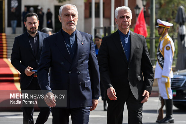 ورود میهمانان خارجی برای حضور در مراسم رهبر شهید انقلاب