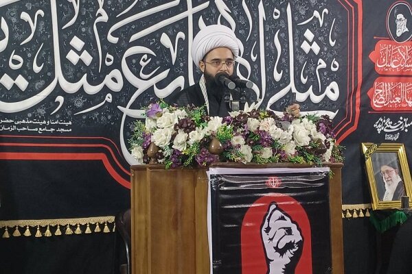 در فراقِ پدرِ مهربانِ امت؛ وقتی دلها با پیکرِ نورانیِ او تشییع میشود