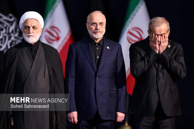 ادای احترام سران قوا