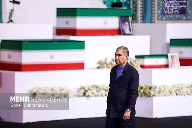 ادای احترام سران قوا