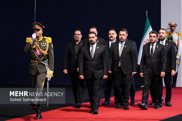 ادای احترام سران قوا