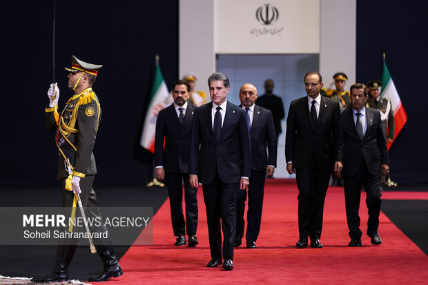 ادای احترام سران قوا 3