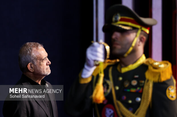ادای احترام سران قوا 3