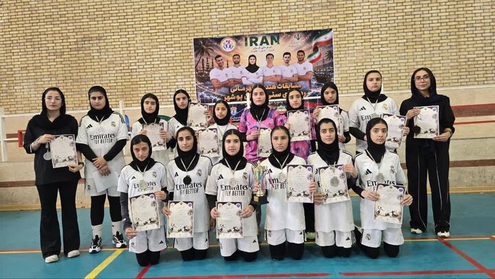 «همنوردان گناوه» قهرمان هندبال نونهالان دختر استان بوشهر شد