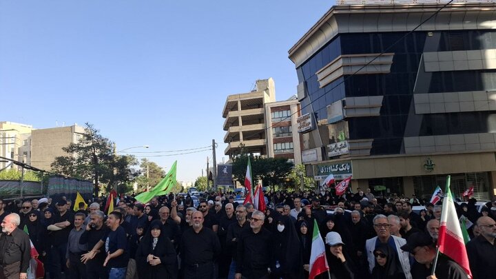 برگزاری آیین تشییع پیکر شهید مصباحالهدی باقریکنی، داماد رهبر انقلاب برگزاری آیین تشییع پیکر شهید مصباحالهدی باقریکنی، داماد رهبر انقلاب